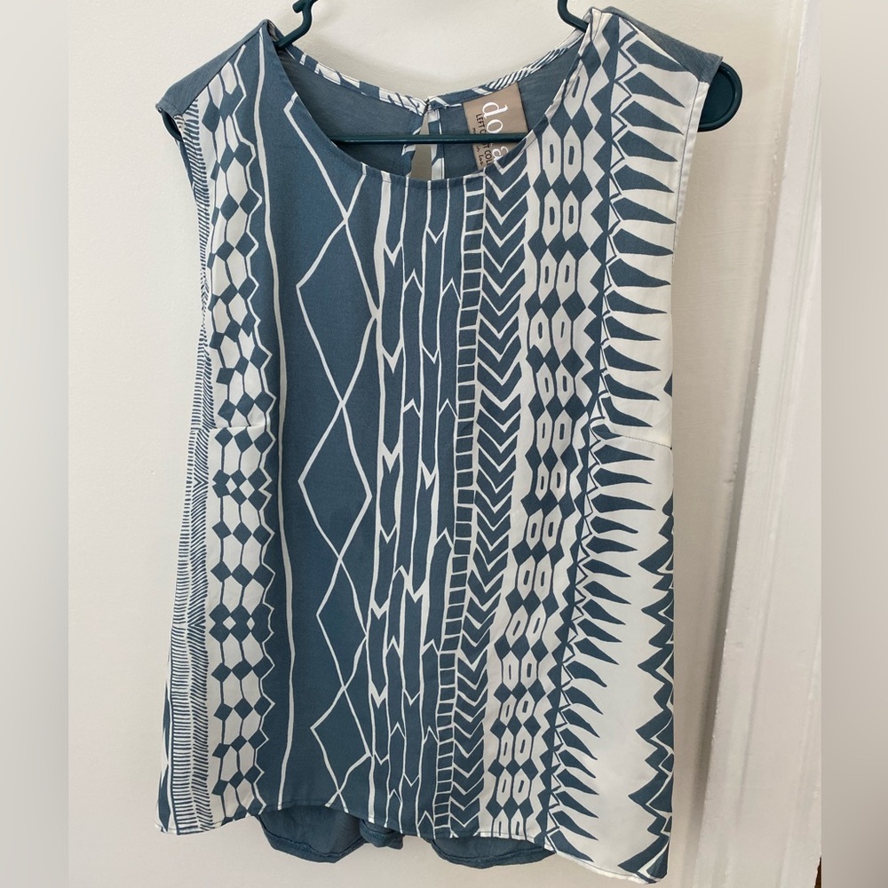 Dolan by Anthropologie Blue Tank Top with Crossed Back Large